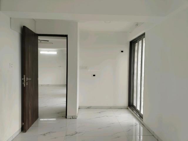 2 BHK Apartment in Vasai West for resale Vasai. The reference number is 19292798