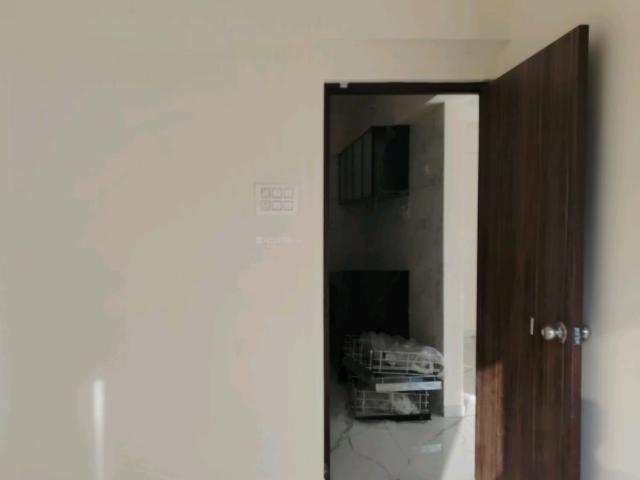 2 BHK Apartment in Vasai West for resale Vasai. The reference number is 19668597