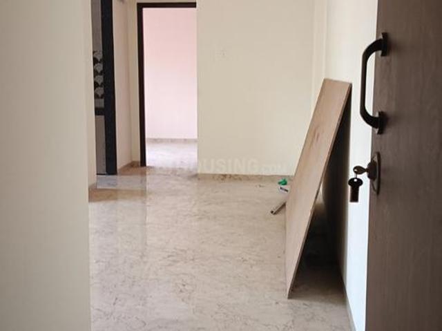 2 BHK Apartment in Vasai West for resale Vasai. The reference number is 19678318