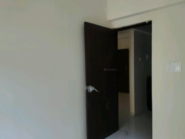 2 BHK Apartment in Vasai West for resale Vasai. The reference number is 20725298