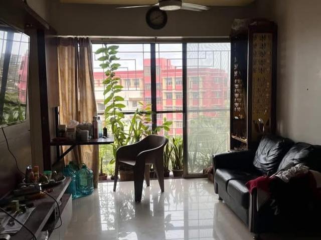 2 BHK Apartment in Vasai West for resale Vasai. The reference number is 21318033