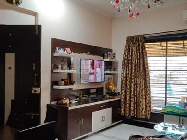 2 BHK Apartment in Vashi for rent Navi Mumbai. The reference number is 19814705