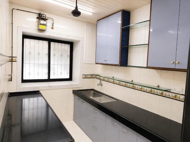 2 BHK Apartment in Vashi for rent Navi Mumbai. The reference number is 20679120