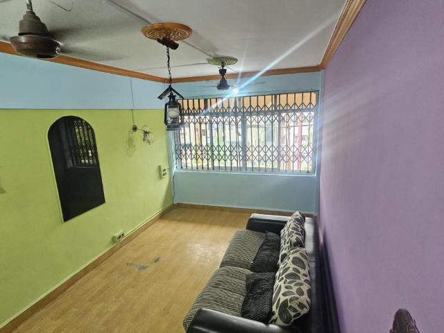 2 BHK Apartment in Vashi for rent Navi Mumbai. The reference number is 20733269