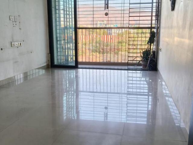 2 BHK Apartment in Vashi for resale Navi Mumbai. The reference number is 21136238