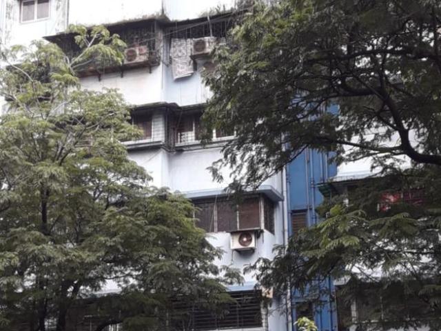 2 BHK Apartment in Vashi for resale Navi Mumbai. The reference number is 21250978