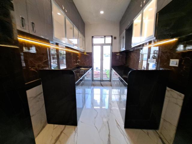 2 BHK Apartment in Vashi for resale Navi Mumbai. The reference number is 21274364