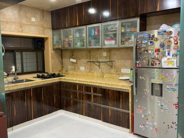 2 BHK Apartment in Vashi for resale Navi Mumbai. The reference number is 21357055