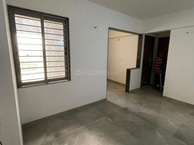 2 BHK Apartment in Vasna for rent Ahmedabad. The reference number is 18254014