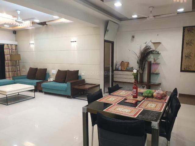 2 BHK Apartment in Vastrapur for rent Ahmedabad. The reference number is 19701851