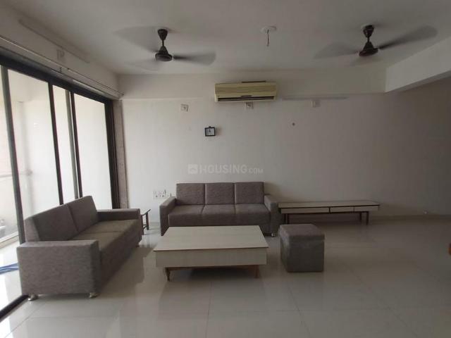2 BHK Apartment in Vastrapur for rent Ahmedabad. The reference number is 20696454