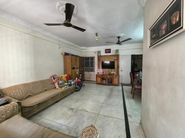 2 BHK Apartment in Vastrapur for rent Ahmedabad. The reference number is 21302352