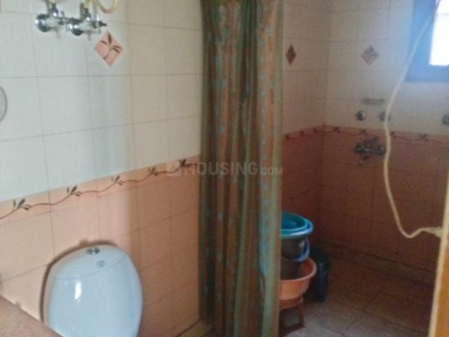 2 BHK Apartment in Vasundhara Enclave for resale New Delhi. The reference number is 20129092