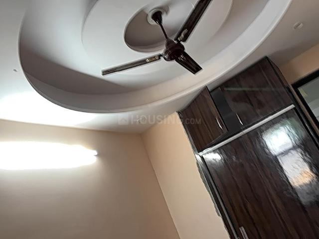 2 BHK Apartment in Vasundhara for rent Ghaziabad. The reference number is 19518659