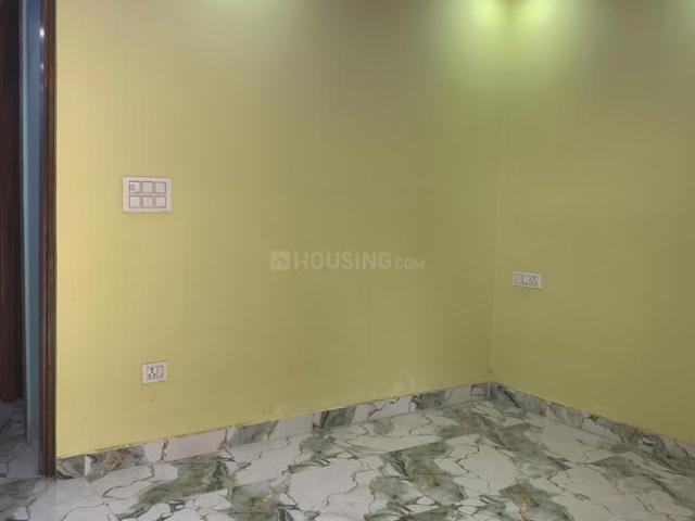 2 BHK Apartment in Vasundhara for resale Ghaziabad. The reference number is 20429936