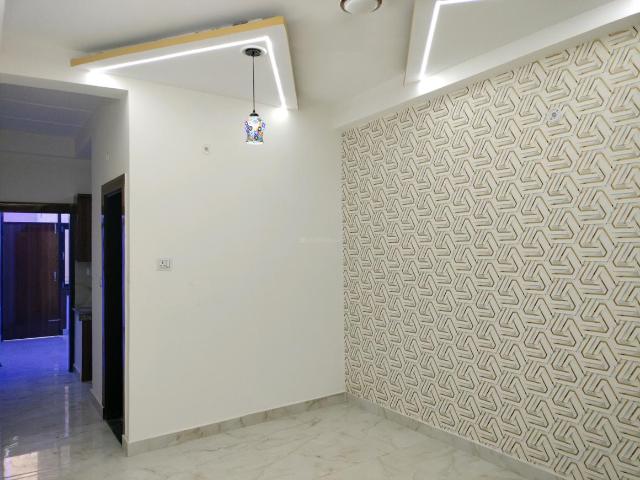 2 BHK Apartment in Ved Vihar for resale Ghaziabad. The reference number is 14785915