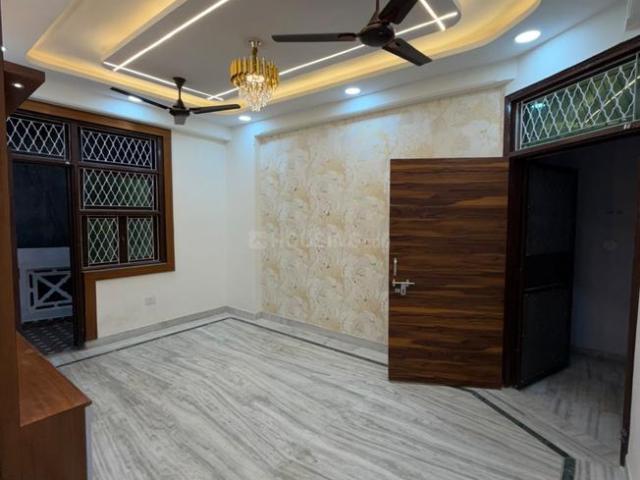 2 BHK Apartment in Ved Vihar for resale Ghaziabad. The reference number is 21068250