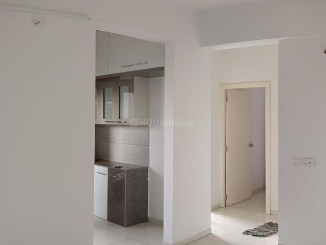 2 BHK Apartment in Vejalpur for rent Ahmedabad. The reference number is 17445102