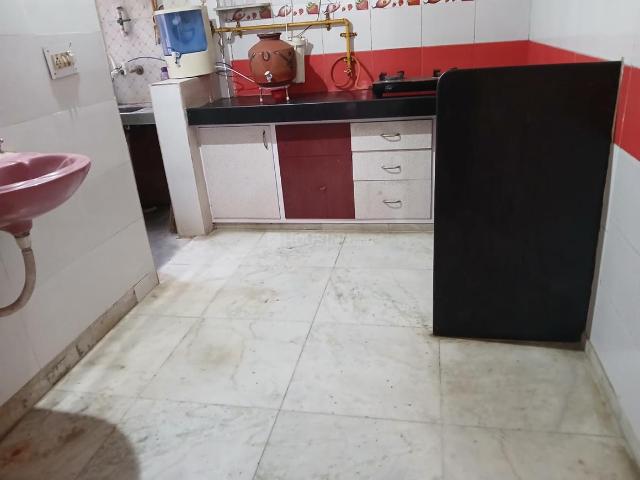 2 BHK Apartment in Vejalpur for rent Ahmedabad. The reference number is 20698437