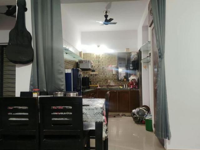 2 BHK Apartment in Vejalpur for resale Ahmedabad. The reference number is 21325194