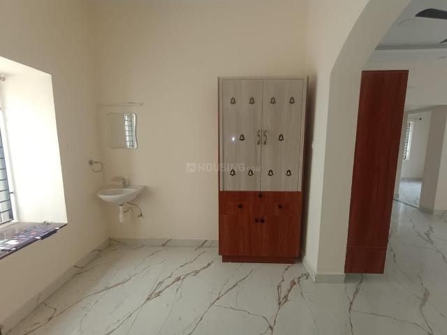 2 BHK Apartment in Velachery for rent Chennai. The reference number is 20809448