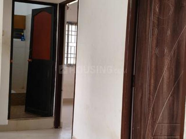 2 BHK Apartment in Velachery for rent Chennai. The reference number is 21327105