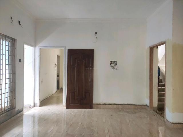 2 BHK Apartment in Velachery for resale Chennai. The reference number is 11504075