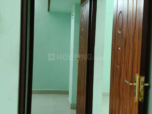 2 BHK Apartment in Velachery for resale Chennai. The reference number is 21185088
