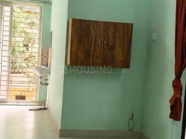 2 BHK Apartment in Velachery for resale Chennai. The reference number is 21252572