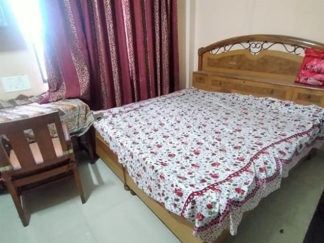2 BHK Apartment in Vesu for rent Surat. The reference number is 12454886