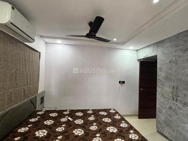2 BHK Apartment in Vesu for rent Surat. The reference number is 19327004