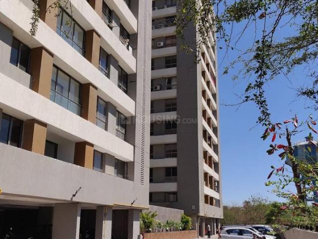 2 BHK Apartment in Vesu for rent Surat. The reference number is 21201454