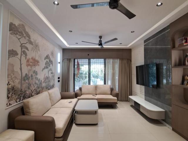 2 BHK Apartment in Vesu for resale Surat. The reference number is 20228783