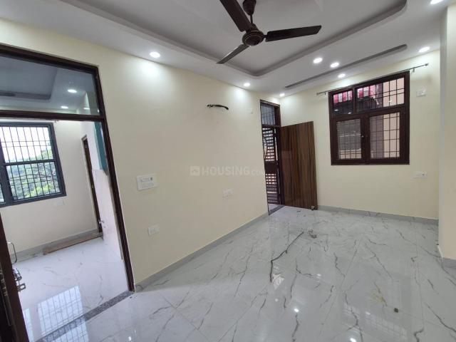 2 BHK Apartment in Vivek Vihar for rent New Delhi. The reference number is 21171098