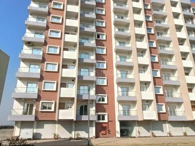 2 BHK Apartment in Vidhan Sabha Road for resale Raipur. The reference number is 19827783