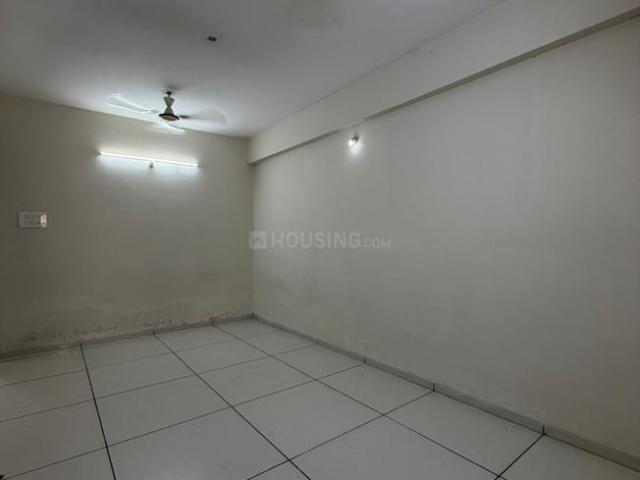 2 BHK Apartment in Vijay Nagar for rent Indore. The reference number is 20674757