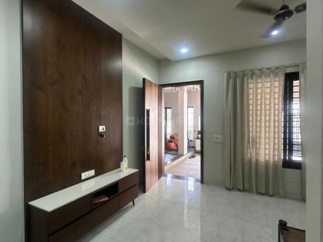2 BHK Apartment in Vijay Nagar for rent Indore. The reference number is 20741864