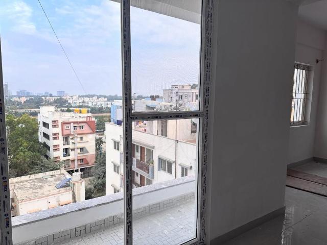 2 BHK Apartment in Vijay Nagar for rent Indore. The reference number is 20807169
