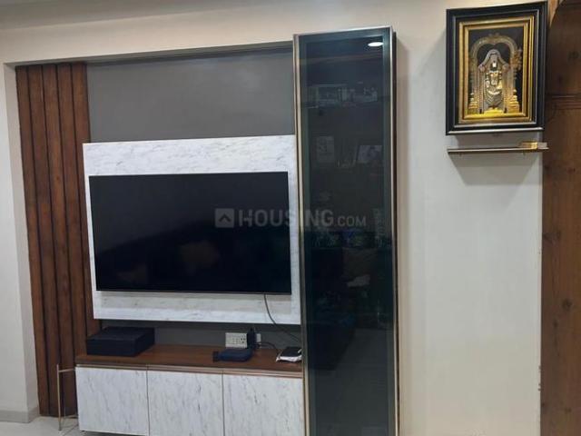 2 BHK Apartment in Vijay Nagar for rent Indore. The reference number is 21078518