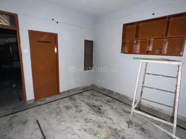 2 BHK Apartment in Vikas Nagar for rent Lucknow. The reference number is 21096066
