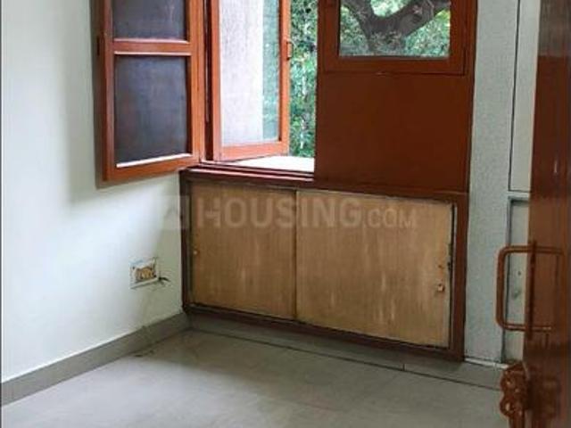 2 BHK Apartment in Vikaspuri for rent New Delhi. The reference number is 20869883