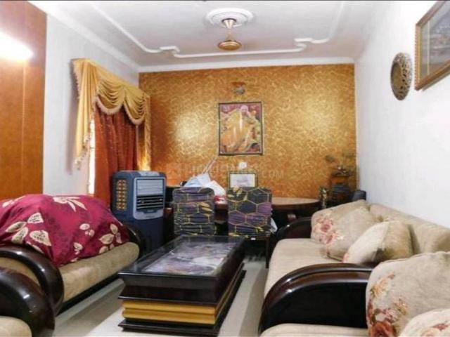 2 BHK Apartment in Vikaspuri for resale New Delhi. The reference number is 18164088