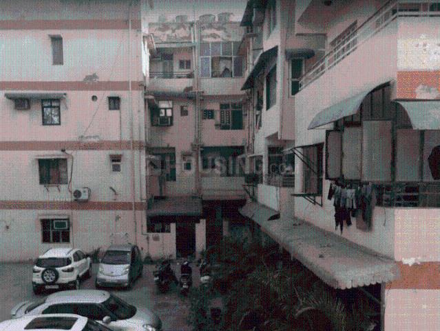 2 BHK Apartment in Vikaspuri for resale New Delhi. The reference number is 20303474