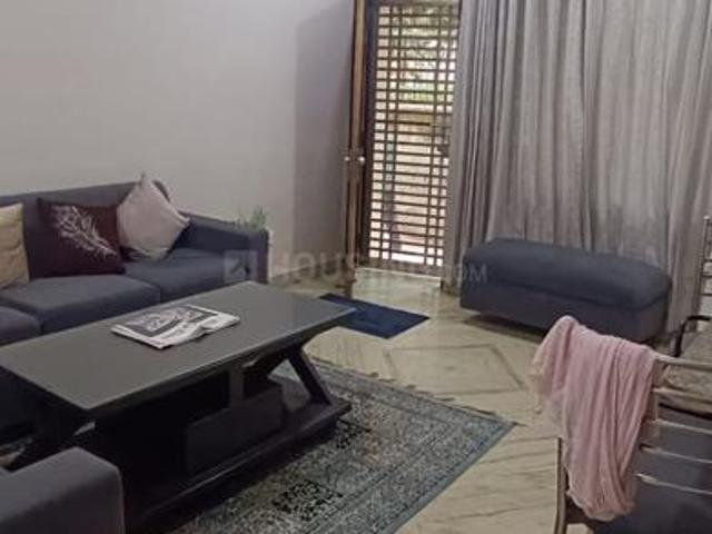 2 BHK Apartment in Vikaspuri for resale New Delhi. The reference number is 21163314