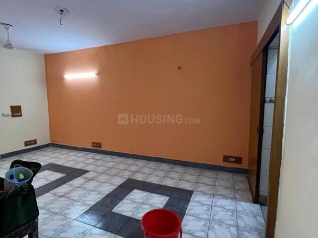 2 BHK Apartment in Vikaspuri for resale New Delhi. The reference number is 21198024