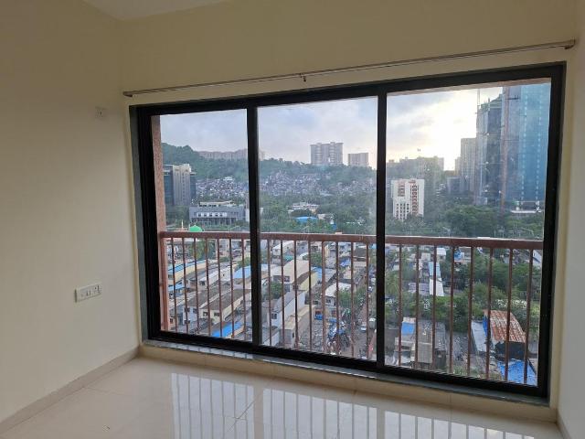 2 BHK Apartment in Vikhroli East for rent Mumbai. The reference number is 21030454