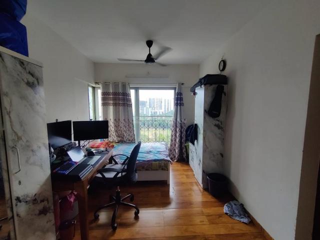 2 BHK Apartment in Vikhroli East for resale Mumbai. The reference number is 18170640
