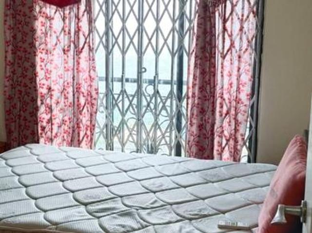2 BHK Apartment in Vikhroli West for rent Mumbai. The reference number is 19748704
