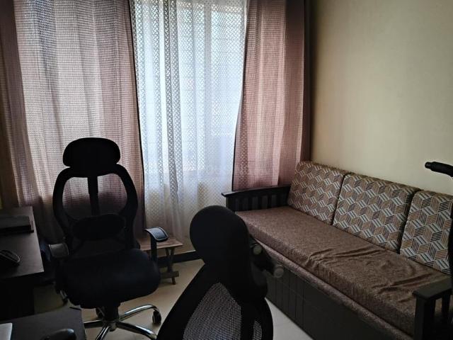 2 BHK Apartment in Vikhroli West for rent Mumbai. The reference number is 20690485