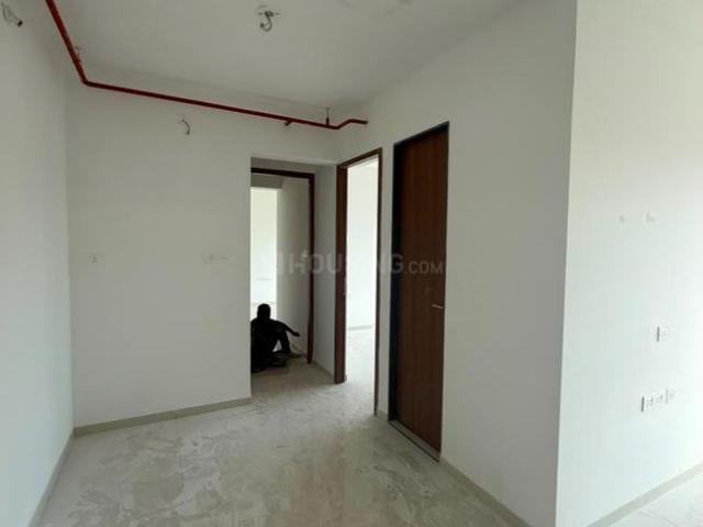 2 BHK Apartment in Vikhroli West for rent Mumbai. The reference number is 20747214